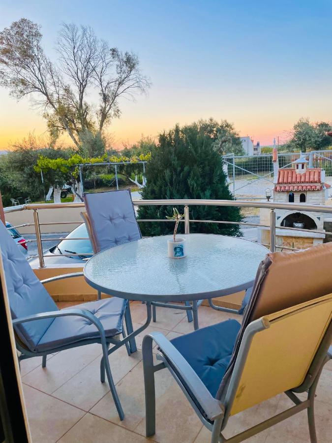Daratso Beach House Ханья Экстерьер фото